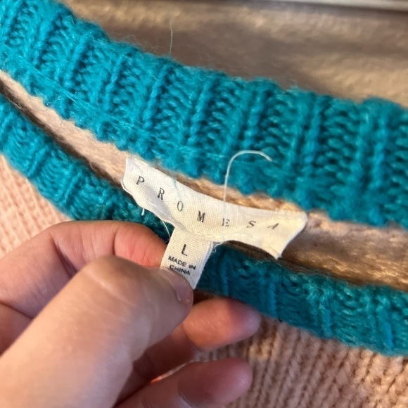 𝅺VICI block sweater - Picture 4 of 6